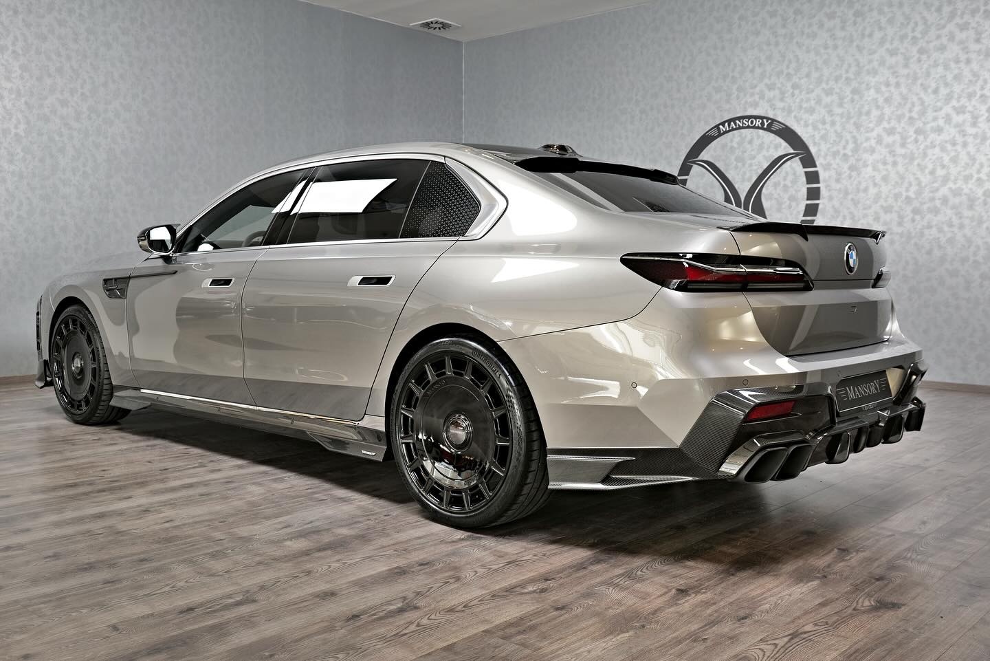 bmw,  7 series,  sedan hang sang,  xe do,  mansory,  7 series mansory,  bmw 7 series mansory anh 2